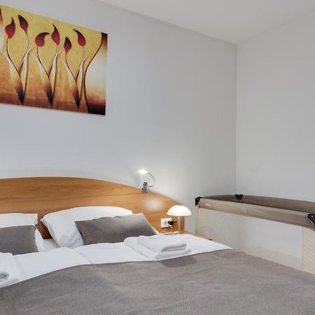 J&M Spa Holiday Home Moravske Toplice Extérieur photo